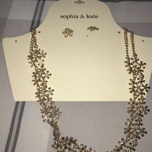 Brand new necklace with earrings